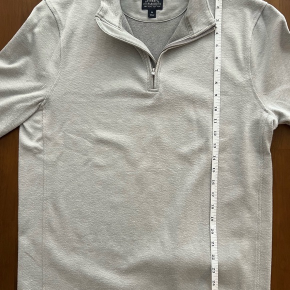 J. Crew Men’s Double Knit Half Zip - Picture 4 of 8